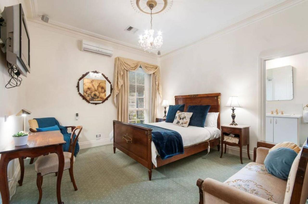 Montfort Manor ทาแรลกอน ภายนอก รูปภาพ