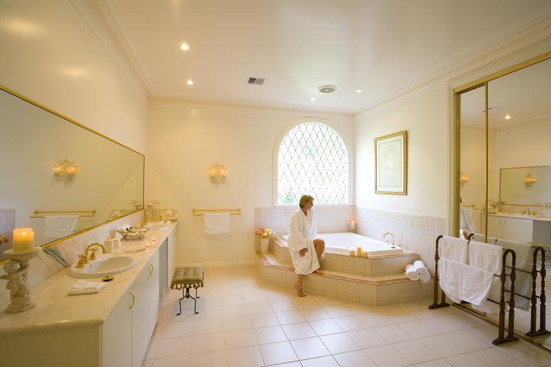 Montfort Manor ทาแรลกอน ภายนอก รูปภาพ