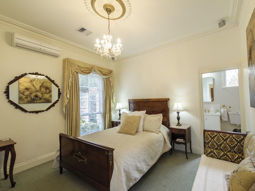 Montfort Manor ทาแรลกอน ภายนอก รูปภาพ