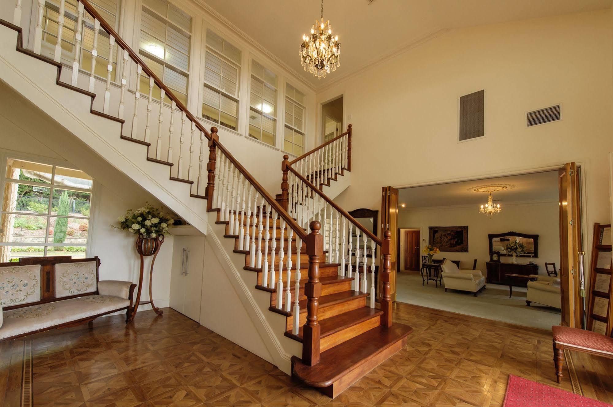 Montfort Manor ทาแรลกอน ภายนอก รูปภาพ